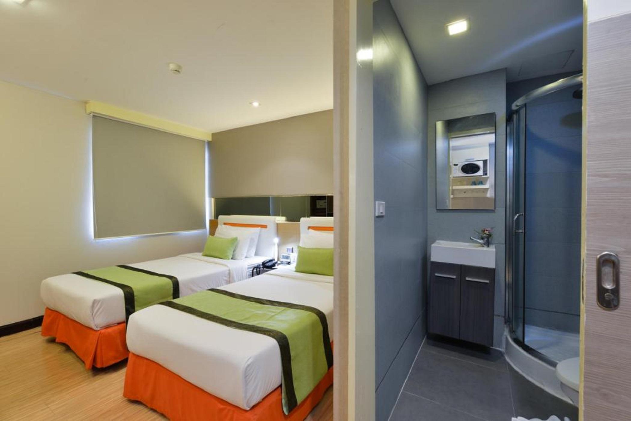 Arawana Express Phromphong Hotel Bangkok Exterior photo