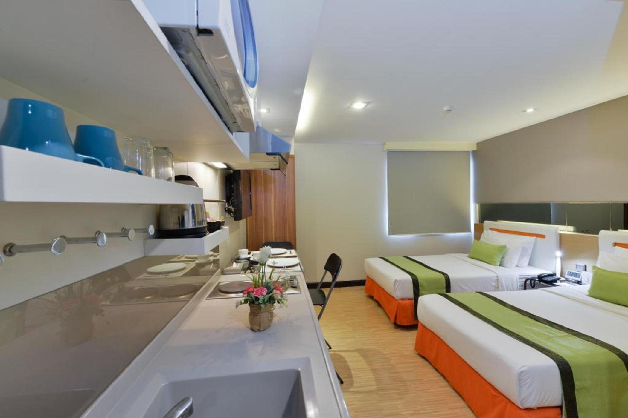 Arawana Express Phromphong Hotel Bangkok Exterior photo