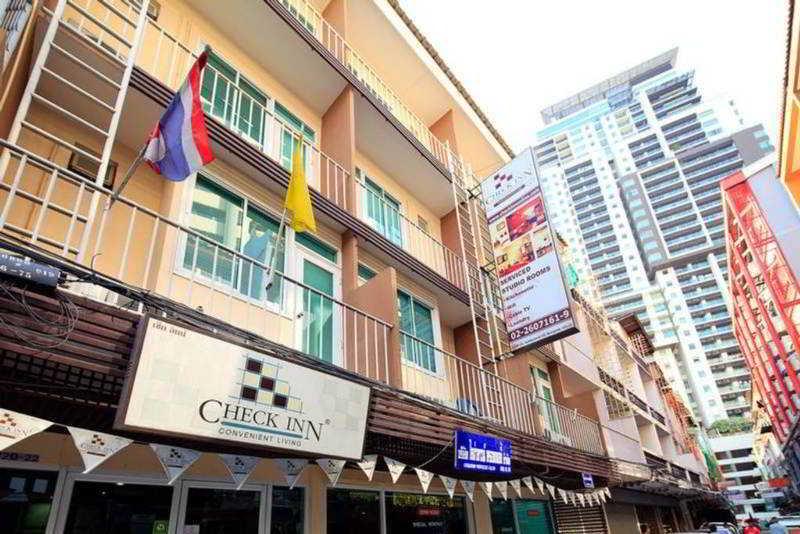 Arawana Express Phromphong Hotel Bangkok Exterior photo