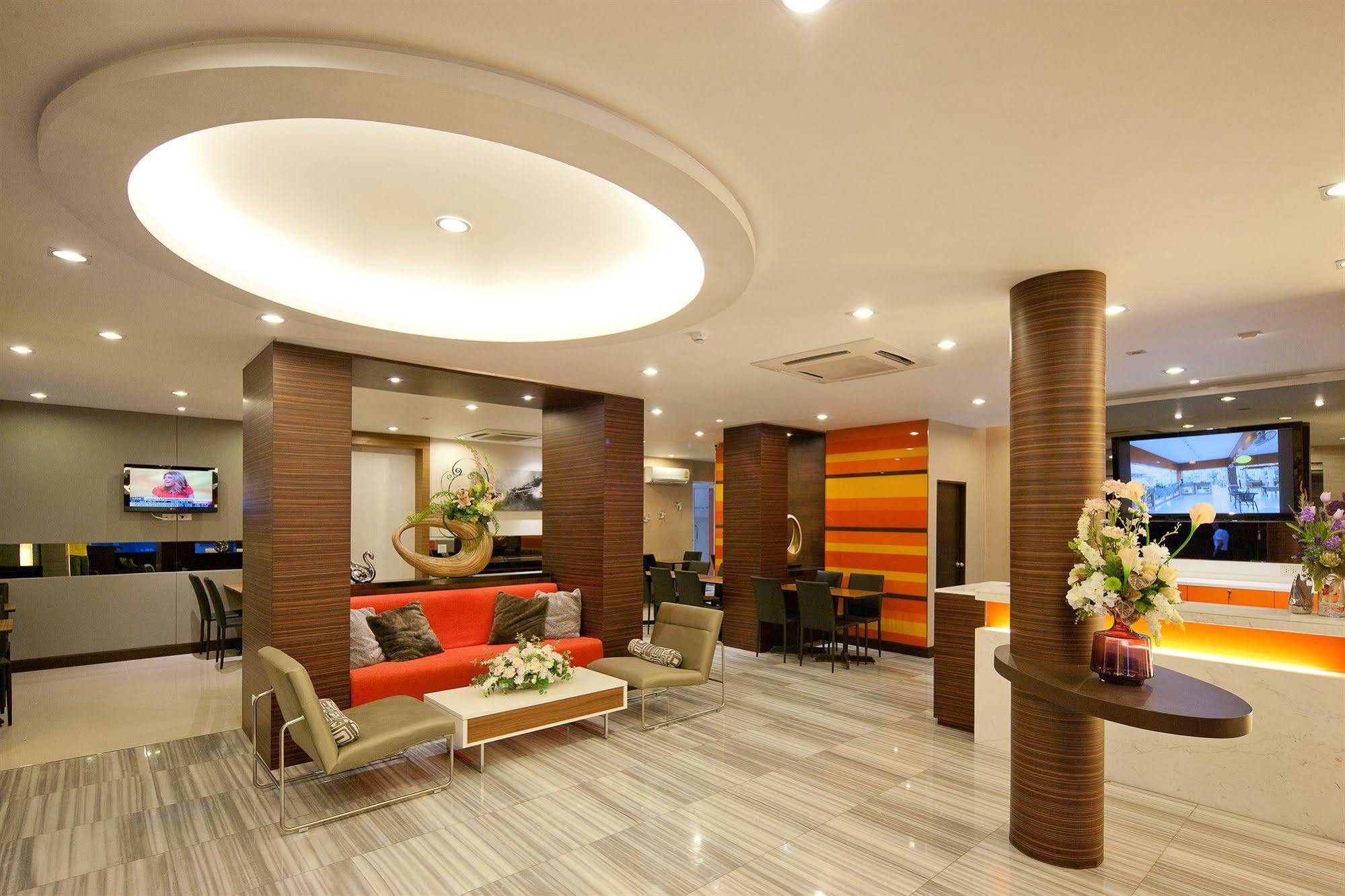 Arawana Express Phromphong Hotel Bangkok Exterior photo
